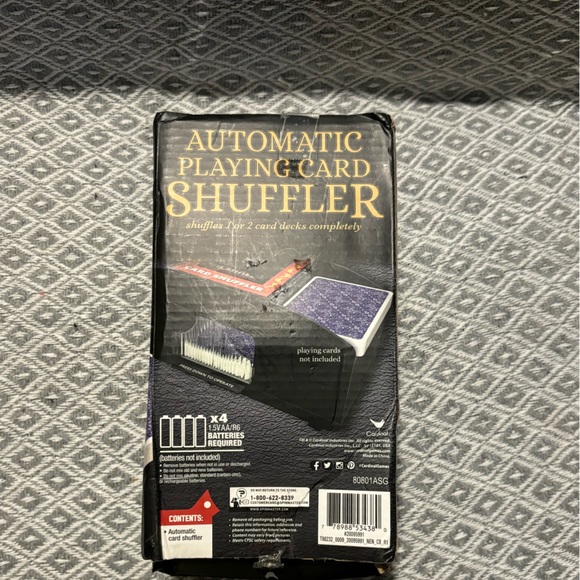AUTOMATIC PLAYING CARD SHUFFLER - Picture 1 of 4